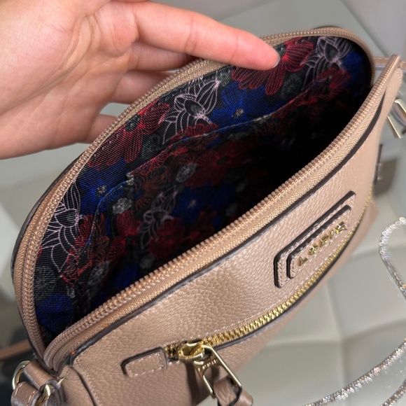 Purse Crossbody Leather - LODIS CROSSBODY - Tan with design inside - Picture 9 of 9